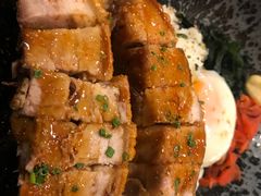 脆皮猪肉饭-Calia
