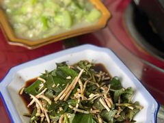 -香猪美食(洛香店)
