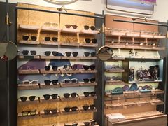 -MUJOSH木九十眼镜(月星环球港B1店)