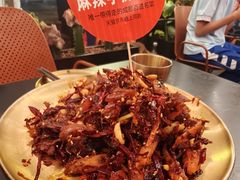 -何师烧烤Pro ·江湖川菜·小龙虾·精酿(太古里旗舰店)