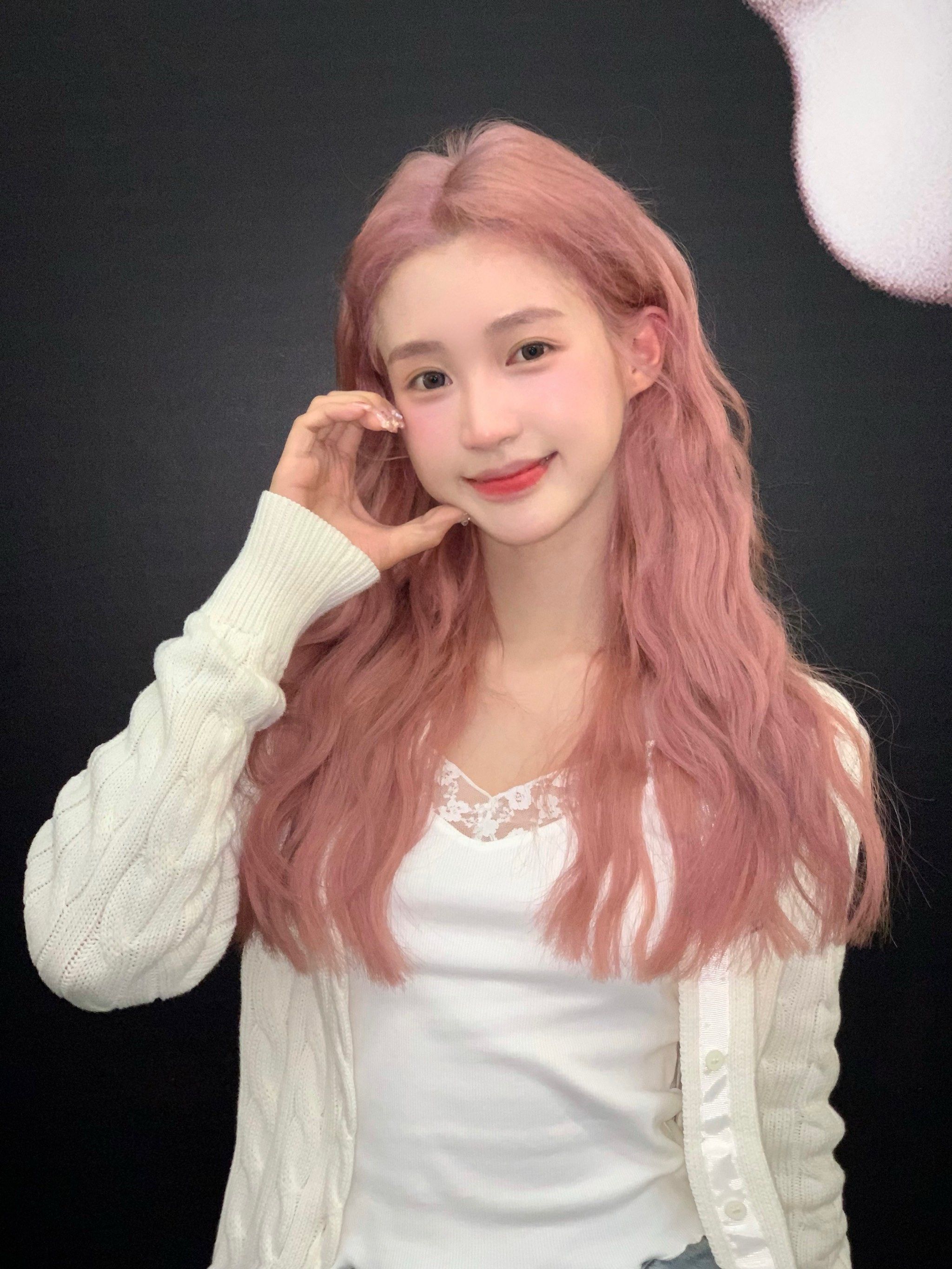 染了粉色头发 喜欢的很