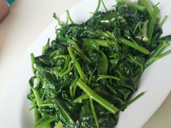 -纽顿熟食中心