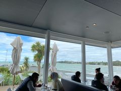 -Takapuna Beach Cafe