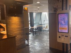 -麦当劳(国家体育场南路店)