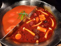 台式麻辣锅-湊湊火锅·茶憩(杭州湖滨银泰in77店)
