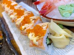 三文鱼牛油果反卷-林妈妈村·日式料理(宝山万达店)