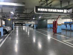 -澳门中心-办公楼地下停车场