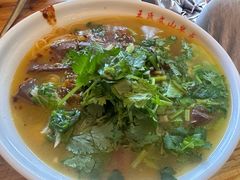 -文山荷鲜居(翠湖店)