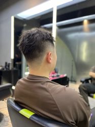 -不迫先生专业男士剪发