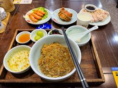 -蟹上黄·蟹黄面·江南糖水(人民广场店)