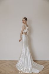 -艾米丽婚纱礼服