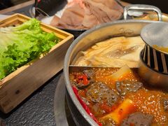 -晓宇重庆火锅(西安荟聚店)
