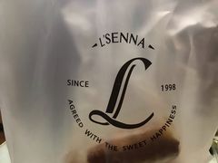 -罗森尼娜(德思勤店)