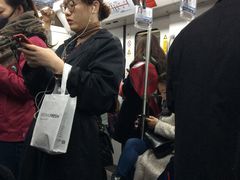 -常熟路(地铁站)