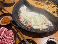 -壹兆圆重庆火锅手工炒底料(长白格林玫瑰湾店)