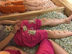 -丽池宫韩式汗蒸会馆(华灯坊店)