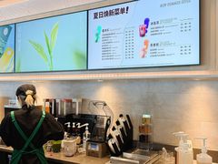 -星巴克臻选(嘉兴海宁银泰城店)