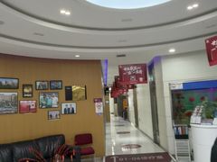 -雅悦齿科(顾村公园店)