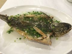 特色葱油飞鱼-岭南海晏楼(滨江东总店)