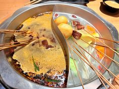 -牛串门串串香(东直门簋街总店)