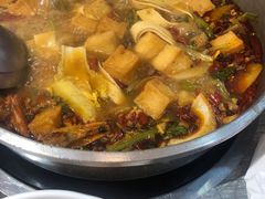 -鸡遇虾煲干锅火锅(小寨金莎店)
