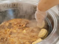 -九妹农家大铁锅东北菜(江湾店)