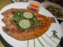 -一坐一忘云南菜(卓悦中心)