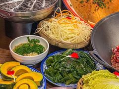 -萍姐火锅·公路夜市(武汉首店)