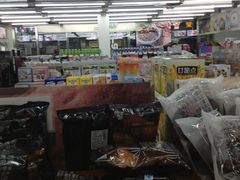 -全家便利店(东直门店)