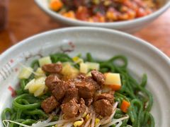 精瘦肉臊子面-手擀菠菜面(西康路店)