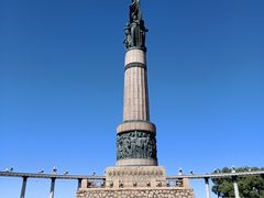 -人民防洪胜利纪念塔