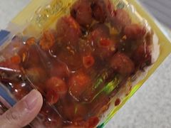 -周黑鸭(地铁香港路站店)