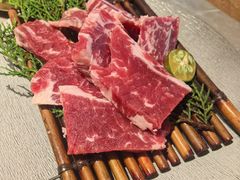 -草家酱蟹炭火烤肉店(珲春南路一店)