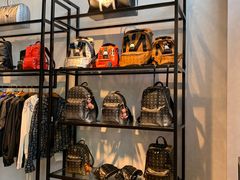 -MCM(比斯特上海购物村店)