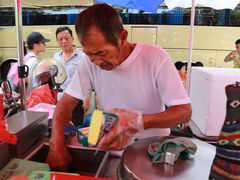 -詹爷爷乌节路街头冰淇淋