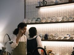 -Café Monson