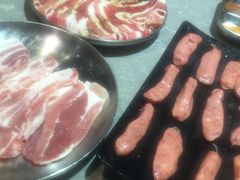-哈哈碳都·牛肋条无限自助烤肉(台江万达店)