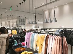 -URBAN REVIVO(七宝领展广场店)