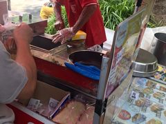-詹爷爷乌节路街头冰淇淋