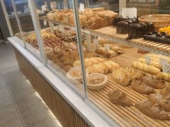 -焙丽拾光(麦凯乐直营店)