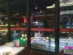 -肥肥虾庄·金牌油焖大虾(杨园滨江时代walk店)