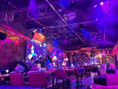 -喜鹊音乐酒馆(西街店)