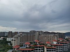 -三亚湾海居铂尔曼度假酒店