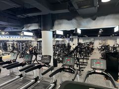 -TMG潮流健身(奥体莲荷里店)