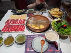 -牛村来人潮汕牛肉火锅(西单店)