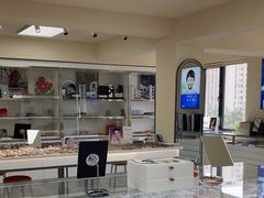 -潘多拉眼镜·蔡司依视路明月(潘家园店)