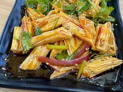 -香沅桥云南过桥米线(盖州店)