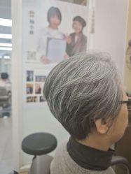 -首脑美发沙龙