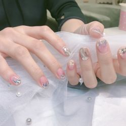 -YCai简薇美甲美睫美妆
