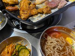 -阿亲家·韩式无限烤肉(花果园店)